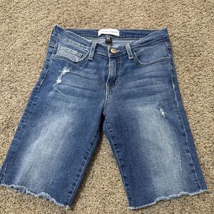 FLYING MONKEY Shorts 26 Cut off Distressed Mid Rise Denim Bermuda‎ Modest